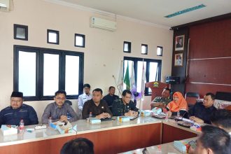 Komisi 1 DPRD Kota Serang Gelar Rapat Bersama Camat dan Lurah Se-Kecamatan Serang